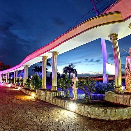 Hotel & Motel Le Baron (Adults Only) Pôrto Ferreira Екстериор снимка